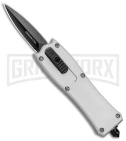 Belly Button Silver OTF Automatic Knife (2" Black)